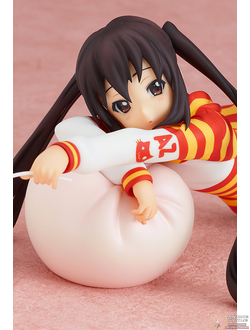 Фигурка 1/7 Адзуса Накано (Nakano Azusa Casual)