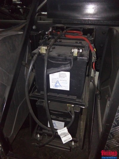 Термозащита для АКБ грузовых автомобилей ТЗГ-10А (КОМПЛЕКТ ИЗ 2-Х ТЕРМОСОВ С ОТДЕЛЬНОЙ КРЫШКОЙ ДЛЯ 2-Х АКБ БЕЗ НАГРЕВАТЕЛЕЙ НТА-3/2 (приобретаются отдельно), АКБ А/h: 190, Габариты, мм: 522x238x215 , автомобиль КАМАЗ с вертикальным расположением АКБ)