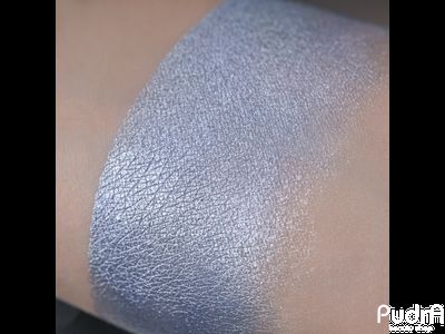 Tammy Tanuka Рассыпчатые тени для век Изливающаяся дождями 1 мл