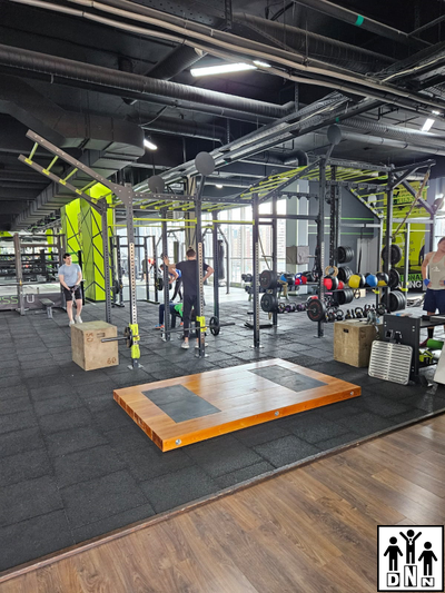 Помост тяжёлоатлетический (для становой) эконом с морением