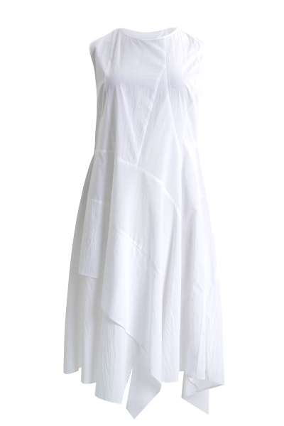 Платье с открытыми плечами