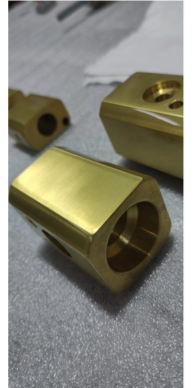 Арт. Brass &amp Oak