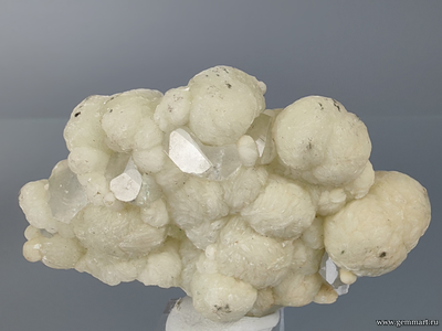 Стильбит, кальцит. Индия. 64*45*30мм