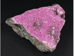 Кобальтокальцит, кристаллы на породе, Марокко (32*26*15 мм, 16 г) №28684