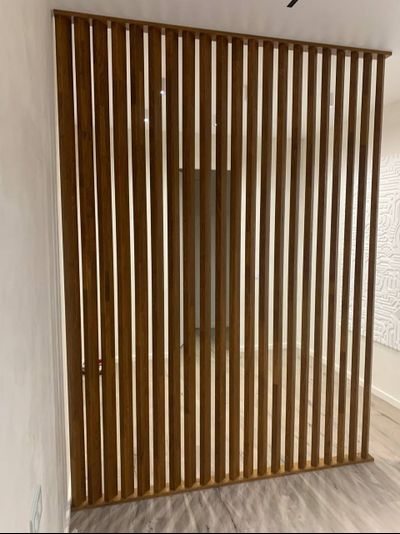 Реечная перегородка из дуба