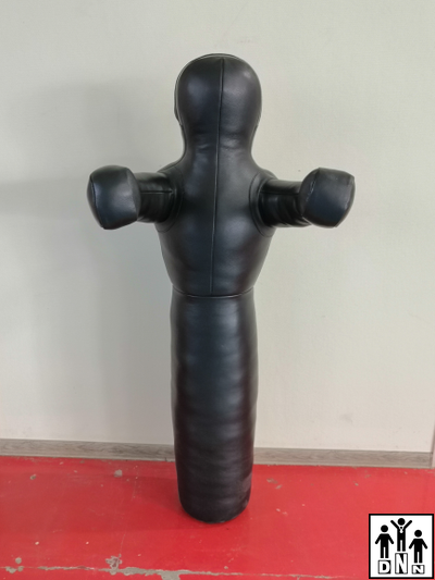 Манекен борцовский одноногий классический