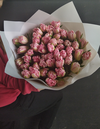 Букет розовых тюльпанов, пионовидные тюльпаны, розовые тюльпаны купить, тюльпаны купить в москве