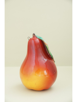 Груша с листом (красная)