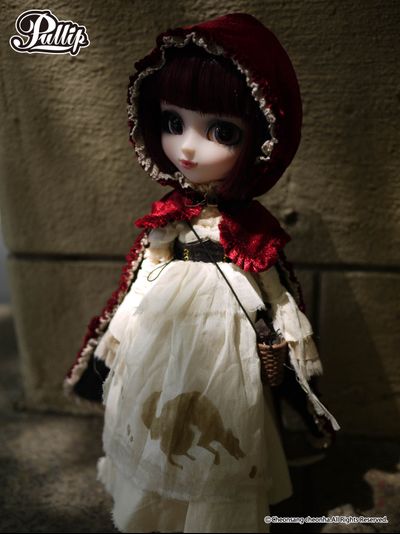 Кукла Пуллип Красная Шапочка (Pullip Bloody Red Hood)