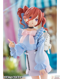 Фигурка Мику Накано (Miku Nakano Ichiban Kuji)