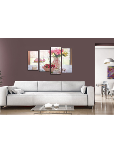 Модульная картина "Нежный десерт с клубникой"