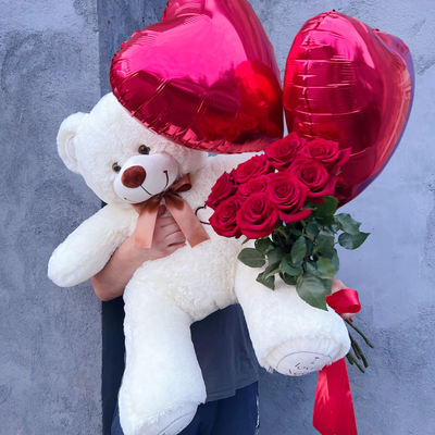 Подарочный набор №15 - Плюшевый мишка 120 см, Шары сердца 2, букет красных роз Эквадор