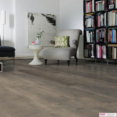 Ламинат Haro Tritty 100 Gran Via Дуб Бергамо Карбон 538767 32 класс толщина 8 мм с фаской 2.68 м2