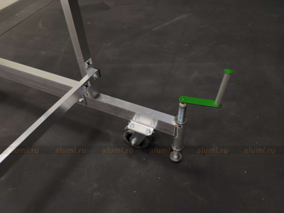 ЛС-2.7 с винтовыми опорами