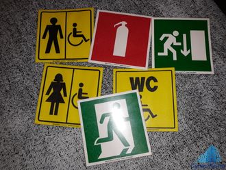 Самоклеющиеся знаки для инвалидов