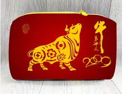 Косметичка с символикой "Быка" №10