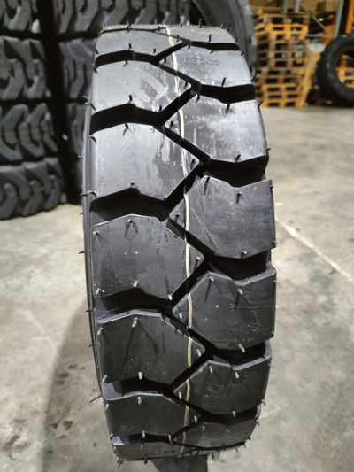 Шинокомплект Superguider  6.50-10 12PR TTF QH201