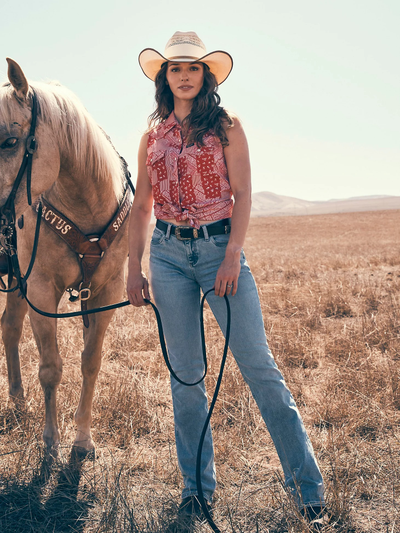 Джинсы 9MWZ Wrangler® Retro Premium Patch® Mae Cowgirl Cut®