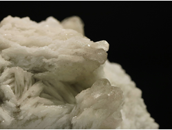 Барит, друза расщепленных пластинчатых кристаллов, Россия, Адыгея (102*102*87 мм, 944 г) №15908