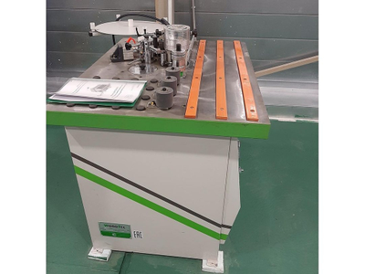 Кромкооблицовочный станок с ручной подачей WoodTec VECTOR NEW (Общая мощность: 2,5 кВт  Вес: 180 кг)