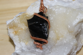 подвеска с обсидианом