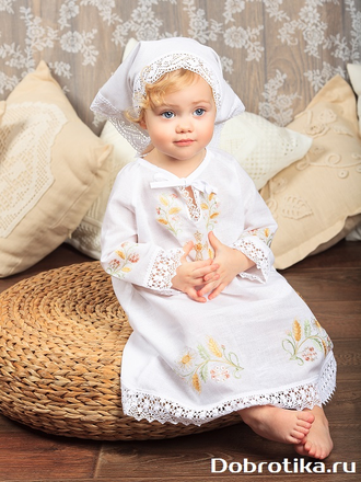 Крестильный набор модель "ВАСИЛИСА": платье, чепчик, махровое полотенце на выбор; размеры от рождения до 3-х лет., можно вышить любое имя; ЦЕНА ОТ