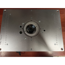 Пластина под Интерскол 62-2100Э для установки фрезера в стол 350*250 ММ. с гравировкой линеек