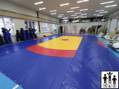 Покрышка борцовская плотность 630гр*м2 одноцветная карманы (цена за 1 м2) DNN