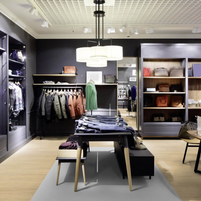 Виниловый пол Wineo 400 Wood XL Kindness Oak Pure MLD00125 в интерьере магазина