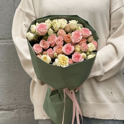 Розовый куст