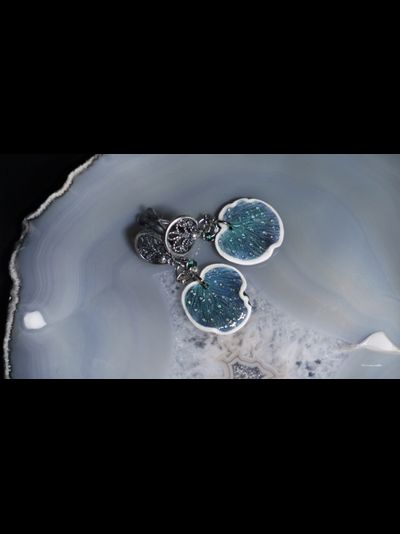 "Кувшинка Хрустальная. Из книги фей". Волшебные серьги с филигранью