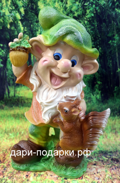 Гном Эльф с белочкой 39*24см  1,9кг   полистоун Россия  2174/091041-3