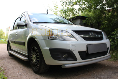 Защита радиатора Lada Largus 2012-... / Largus Cross 2014-... black верх