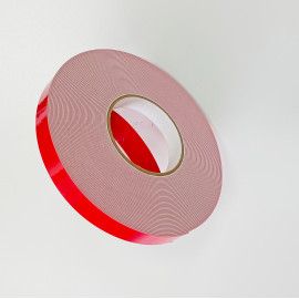 Двухсторонняя клеящаяся лента 750 красная усиленная на основе вспененного полиэтилена  с акриловым клеем, 19мм х20 метров