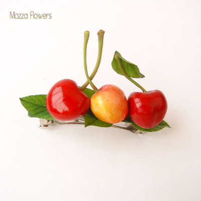 Заколка-автомат "С черешней".