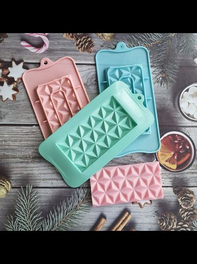 Силиконовая форма для шоколада "Пирамиды"