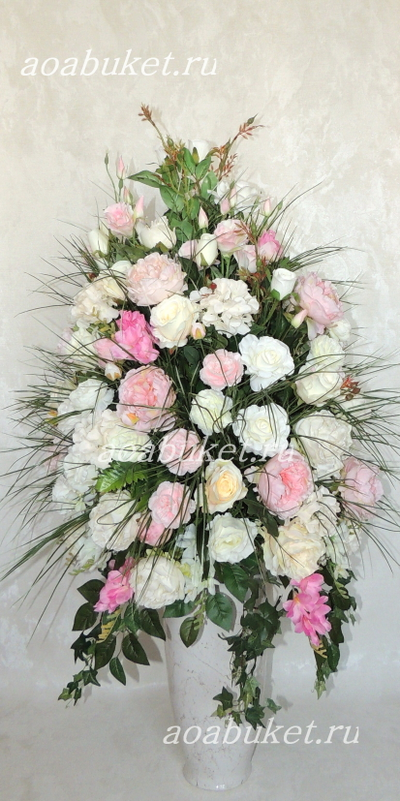 Композиция из искусственных цветов большая напольная "Розовое очарование" № НП002