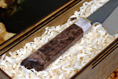 Нож ручной работы Gyuto Y82 / сталь D2 / карельская береза / шоколадно-коричневый