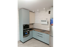 Кухня зеленая