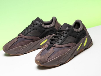 Adidas Yeezy Boost 700