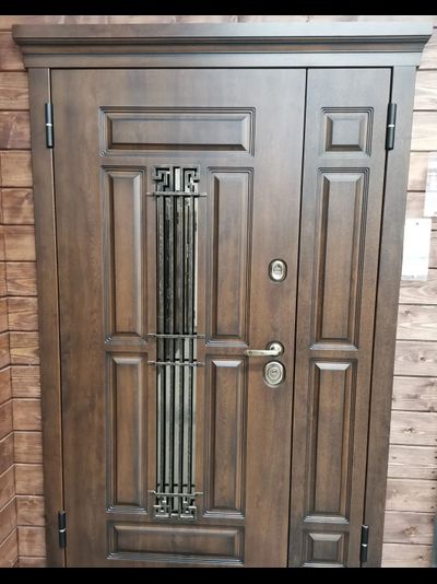 МЕТАЛЮКС (БЕЛАРУСЬ). ТИТУЛ 100 мм (ТРЕХКОНТУРНАЯ). ARTWOOD  ТЕМНЫЙ ОРЕХ/ ДУБ БЕЛОВЕЖСКИЙ.