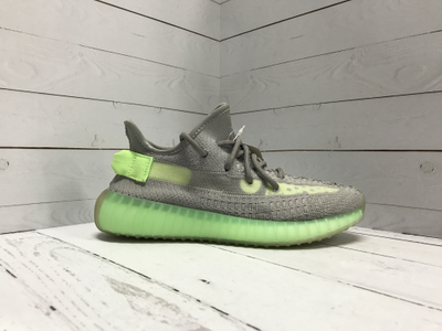 Yeezy 350 volt 2025