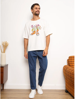 МУЖСКАЯ ФУТБОЛКА СВЕТЛАЯ "ЦВЕТОЧНЫЕ КЕДЫ"