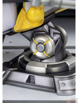 Фигурка 1/7 Ивонн (Yvonne Myethos)