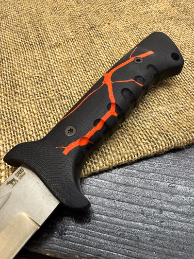 Подарочный нож 6Х9С сталь VG-10, рукоять комбинированная G10 и микарта молния