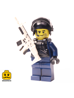 Ударный солдат спецназа