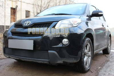 Защита радиатора Toyota Urban Cruiser 2009- black верх