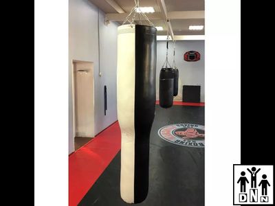 Боксёрский мешок из кожи Гильза