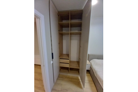 шкафы распашные