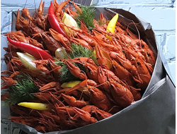 Букеты из раков, рыбы и креветок